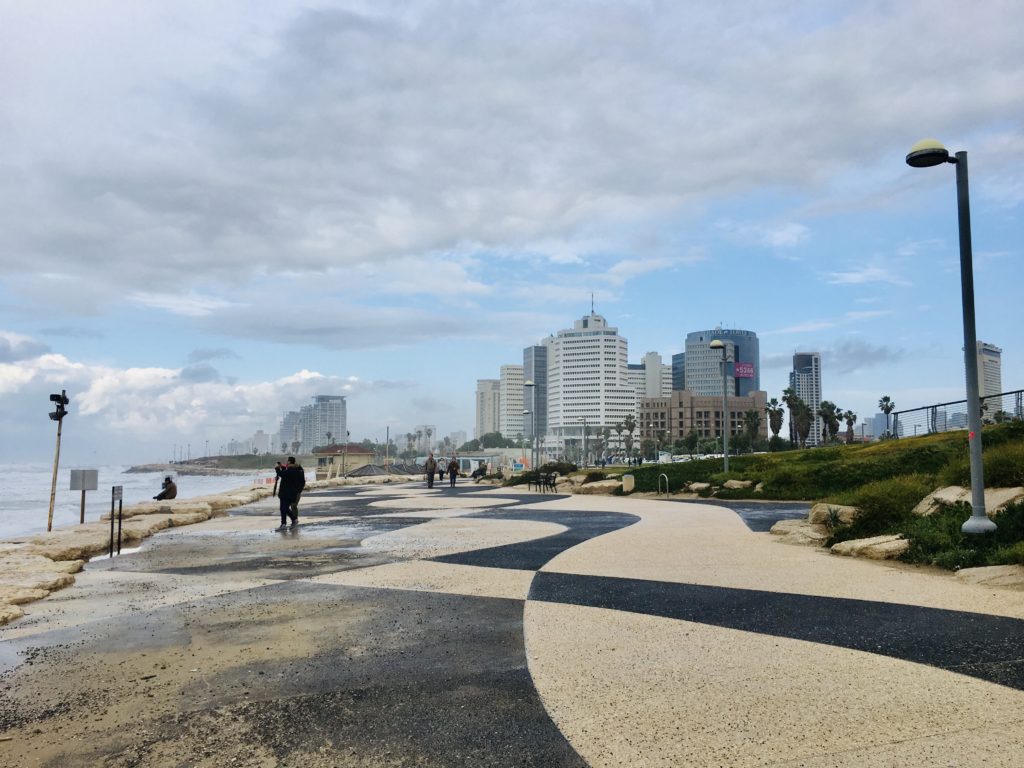 Tel Aviv - Photo by Olga de Benoist